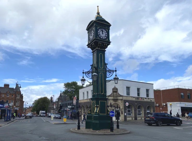 Escorts near Jewellery Quarter in Hockley